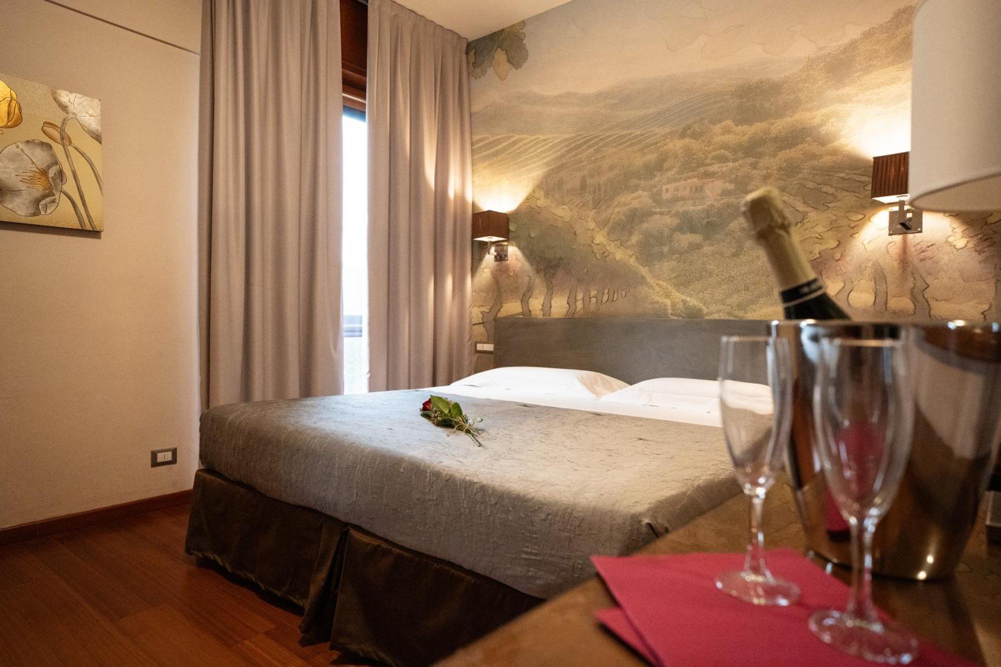 Hotel Terme Salvarola Sassuolo Eksteriør billede